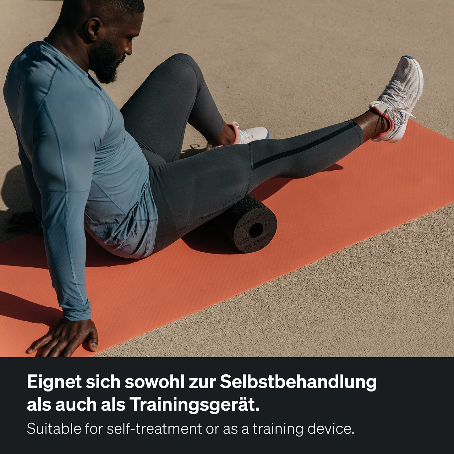 BLACKROLL® STANDARD Faszienrolle (30 x 15 cm), Fitness-Rolle zur Selbstmassage, mittlere Härte, Made in Germany